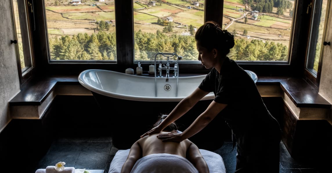 3 Nights – 10% off + massage
